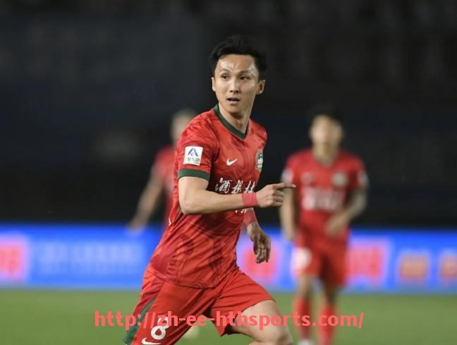 华体会hth登录入口-英超黑球员组图及其在联赛中的竞技与文化贡献